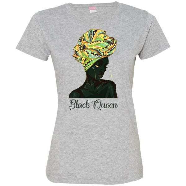 Awesome Black Queen T-shirt - Image 13